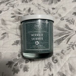 DW Home Mermaid Shimmer Medium Single Wick 8.5oz Scented Candle